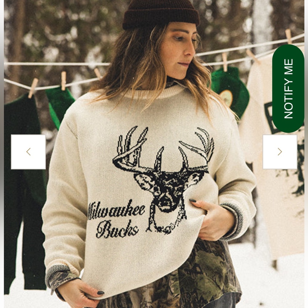 SOLD OUT / Lost Files Unisex Milwaukee Bucks Sweater size L